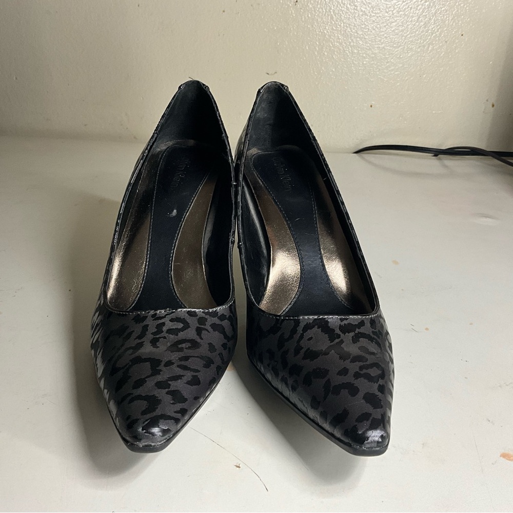 Calvin Klein  Black Heels women’s 6.5 - Picture 2 of 11